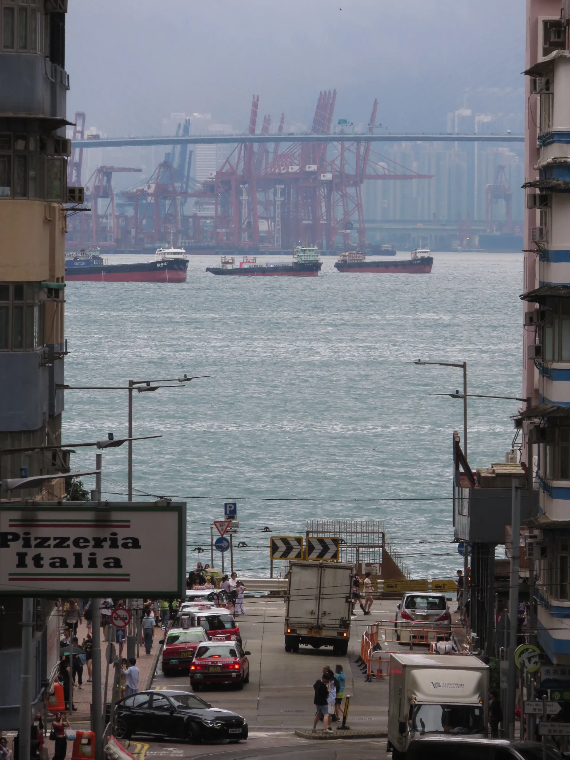 香港